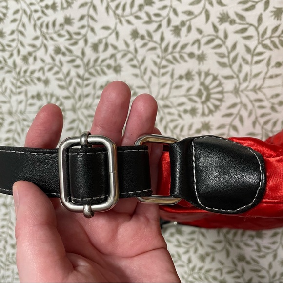 NHL Blackhawks Quilted Purse - Picture 9 of 10